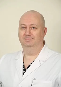 МАЛИХОВ Аркадий Геннадьевич, онколог